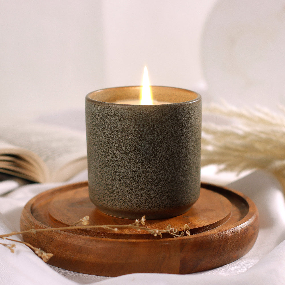 Black Oud Ceramic Candle